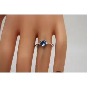 .925 Sterling Silver Heart Cut BLUE TOPAZ w/ acc HEART ring size 6.25