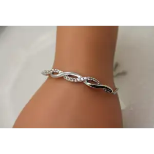 Signed .925 S.S. CZ INFINITY BOLO bracelet 8 1/2