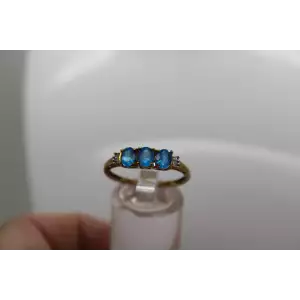 Signed STS Y.G. BRILLIANT BLUE CZ & DIAMOND Accent ring size 10