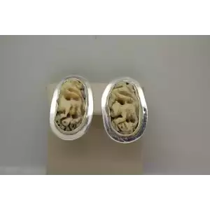 AKR AMY KAHN RUSSELL .925 S.S. CARVED CAT DESIGN clip on 