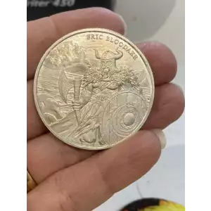 1oz 999 Fine Bloodaxe Silver Round (3)