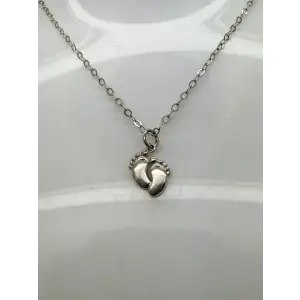 Signed EFY .925 S.S. BABY FEET pendant necklace 16-18