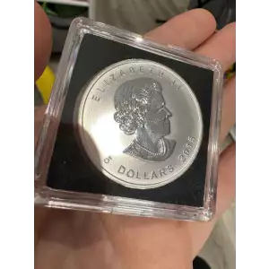 2015 Canada $5 Birds of Prey Red Tailed Hawk 1 oz 9999 Silver Coin