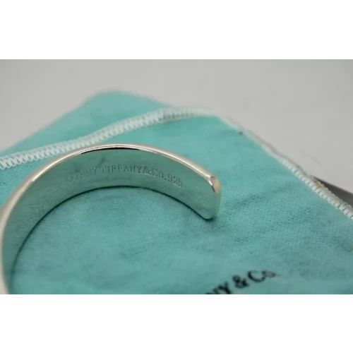 TIFFANY & CO .925 S.S. LOVE NOTES CONCAVE CUFF Bracelet 6