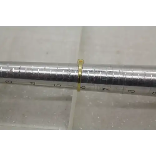 TRU-ART 14k Y.G. BLUE TOPAZ & DIAMOND BAND ring size 6