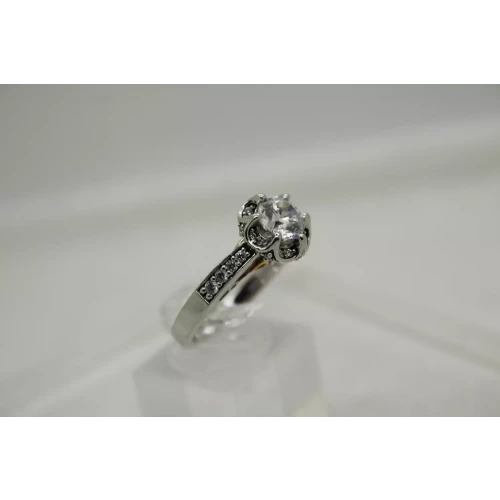 VERRAGIO .925 Sterling Silver  CZ TWO TONE SOLITAIRE ring size 9