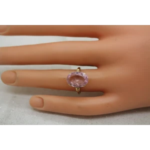 Vintage 10k Y.G. Large Oval Cut PINK TOPAZ SOLITAIRE ring size 6.5
