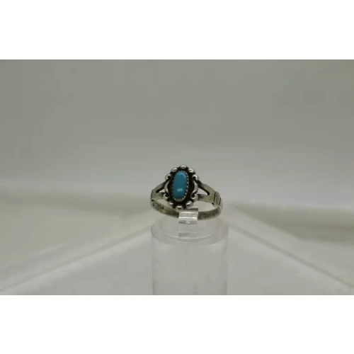 Vintage BELL TRADING POST .925 S.S. TURQUOISE petite ring size 5.75