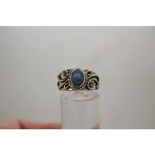 Vintage CAROLYN POLLACK .925 S.S. LAPIS LAZULI FLORAL ring size 7