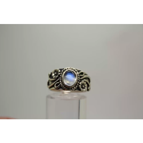 Vintage CAROLYN POLLACK MOONSTONE FLORAL BAND ring size 7