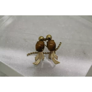 Vtg, 12k Gold filled EGYPTIAN REVIVAL SCARAB TIGERS EYE LOVEBIRDS pin