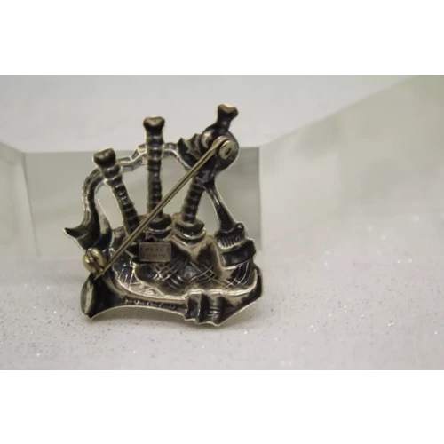 Vtg. 1950's BEAU STERLING .925 S.S. SCOTTISH BAGPIPES pin
