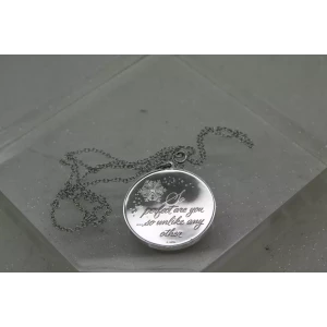 VTG. 1976 .925 S.S. FRANKLIN MINT SNOWFLAKE Pendant necklace 24