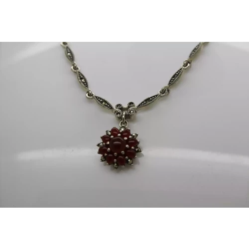 Vtg. .925 S.S. CARNELIAN & MARCASITE FLOWER pend. necklace 18