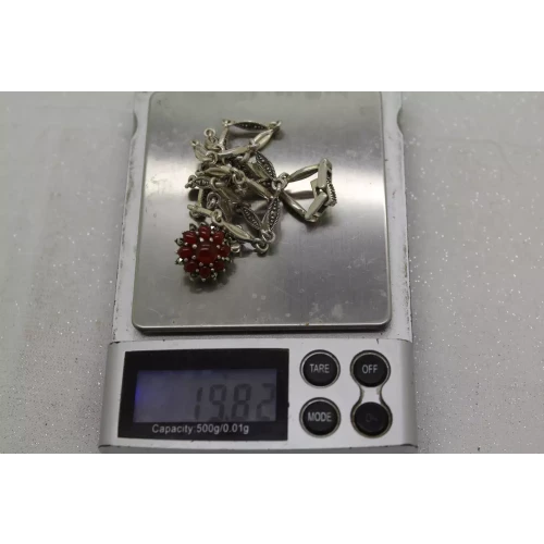 Vtg. .925 S.S. CARNELIAN & MARCASITE FLOWER pend. necklace 18