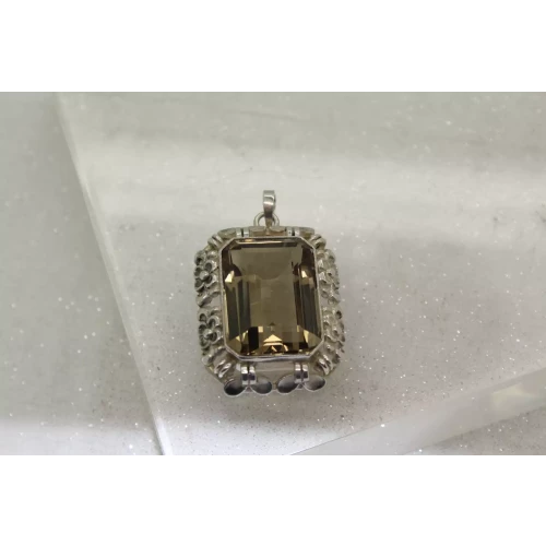 Vtg. .925 S.S. Emerald Cut SMOKY TOPAZ FLORAL BEZEL pendant