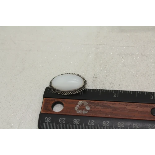 Vtg. .925 S.S. ENHANCE MOTHER OF PEARL FRINGE BEZEL pin brooch