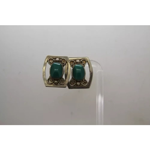 Vtg. .925 S.S. GREEN STONE SCROLL DESIGN PANEL STYLE earrings