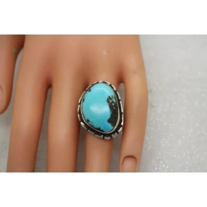 Vtg. .925 S.S. Large TURQUOISE FULL FINGER ring size 7