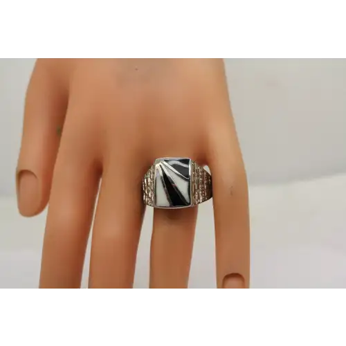 Vtg. .925 S.S. ONYX & MOTHER OF PEARL INLAY ring size 12.25