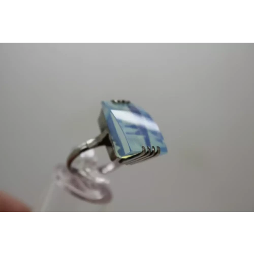 Vtg. .925 S.S. REVERSE INTAGLIO OPALINE GLASS PAGODA ring size 7 adj.