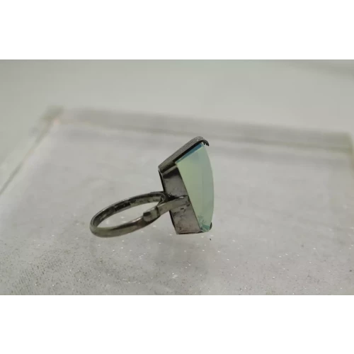 Vtg. .925 S.S. REVERSE INTAGLIO OPALINE GLASS PAGODA ring size 7 adj.