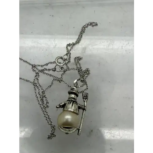 Vtg. BEAU STERLING .925 S.S. FAUX PEARL 3D SNOWMAN CHARM necklace (6)
