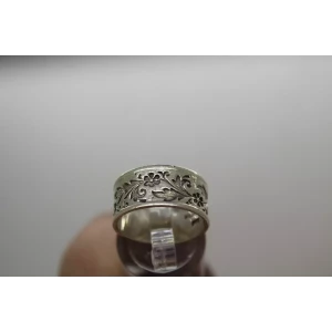 Vtg. ED LEVIN .925 S.S. 9mm WIDE FLORAL BAND ring size 7.5