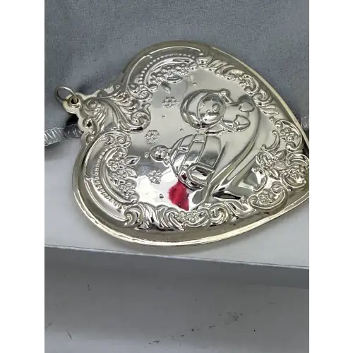 WALLACE .925 S.S. 2025 34th ED. GRANDE BAROQUE HEART ornament