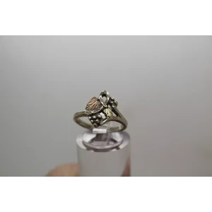 WHEELER WM .925 S.S. 12k BLACK HILLS GOLD GRAPE LEAF ring size 6
