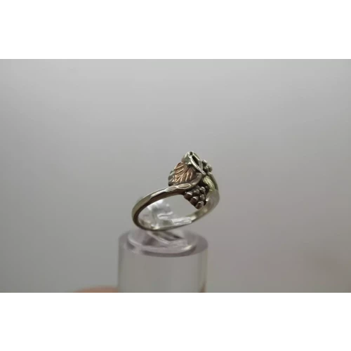 WHEELER WM .925 S.S. 12k BLACK HILLS GOLD GRAPE LEAF ring size 6